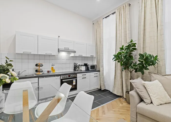 1-br 5 Minutes To U3 Metro - Near Famous Shopping Street Apartamento