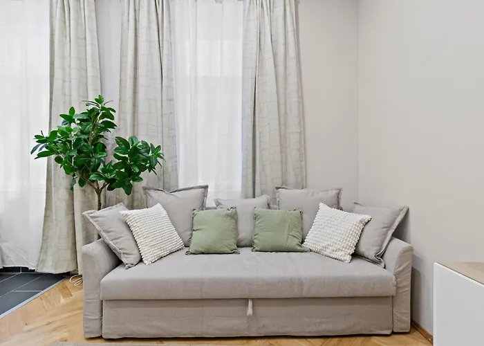 Apartamento 1-br 5 Minutes To U3 Metro - Near Famous Shopping Street